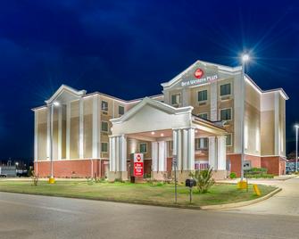 Best Western Plus Flowood Inn & Suites - Flowood - Edificio