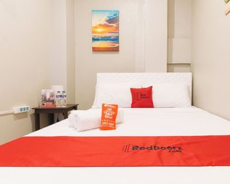 RedDoorz Near Christ the King Medical Center - Las Piñas