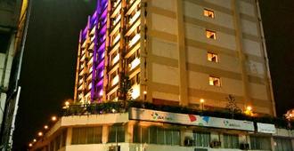 Hotel Poonja International - Mangalore - Building