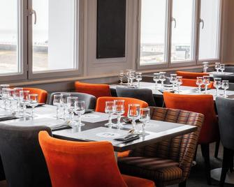 Le Grand Hôtel de la Marine 'face à la mer' - Port-en-Bessin-Huppain - Restaurant