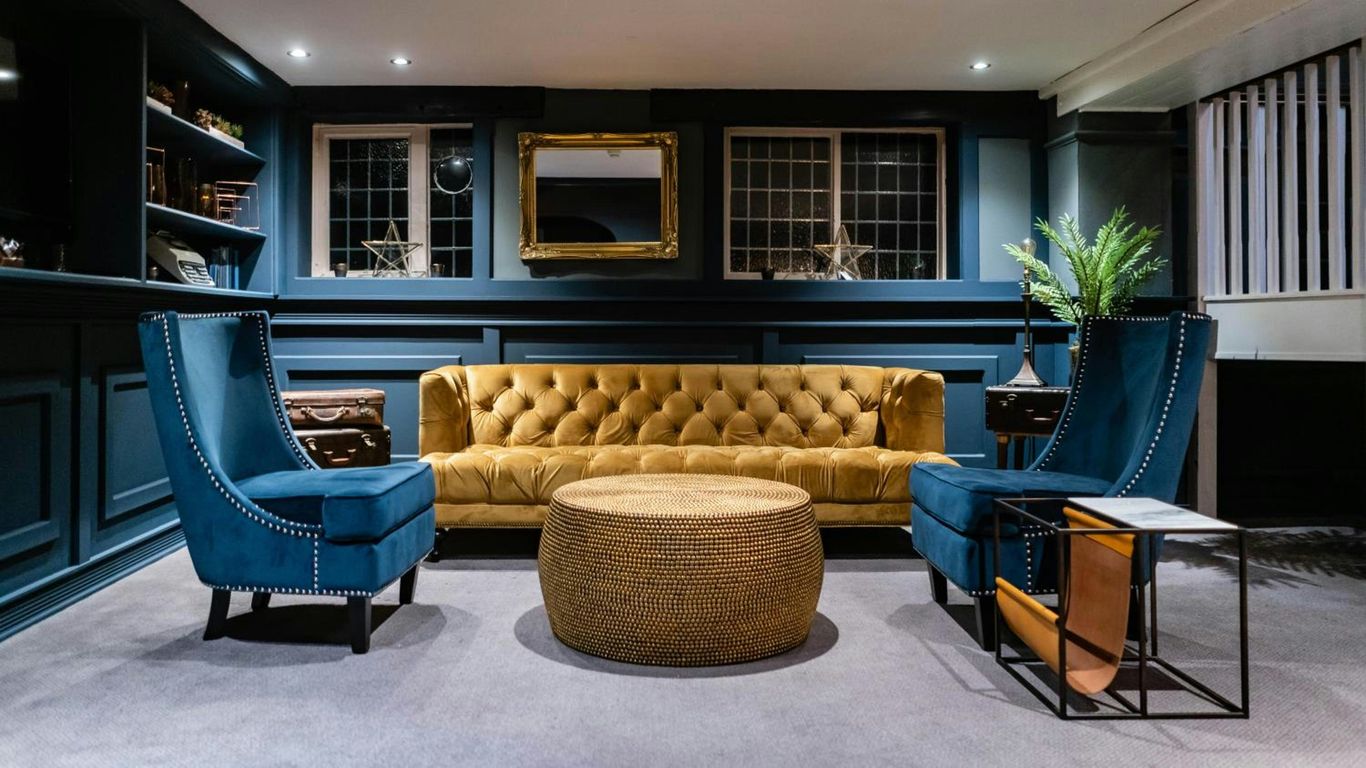 小橋酒店 - 麥克克萊斯菲爾德