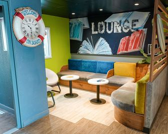 ibis budget Sète Centre - Сет - Лаунж