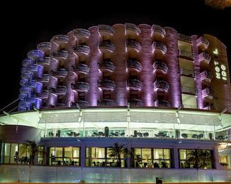 Hotel Lido - Alba Adriatica - Gebouw