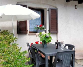 Mariva Holiday Home - Drena - Patio