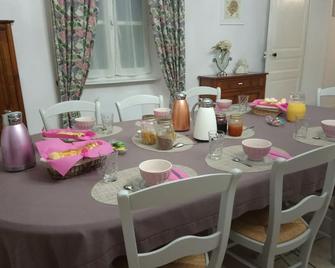 Le Logis de la Lande - La Boissière-des-Landes - Comedor