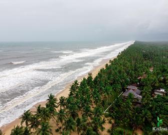 Kailani Beach Resort- A Serene Beach Retreat - Neeleshwar - Playa