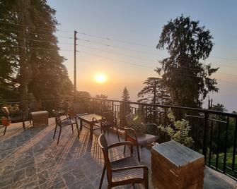 Smart Hill Kalatop - Dalhousie - Balcony