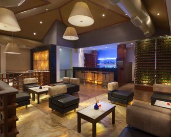 Ramada Resort by Wyndham Kochi - Cochín - Lounge