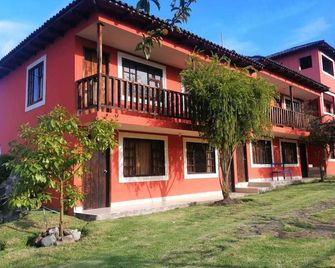 Hosteria Pakari - Salasaca - Building