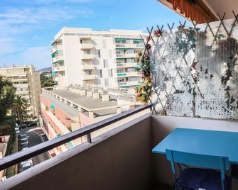 Acci Cannes Les Yuccas - Cannes - Parveke