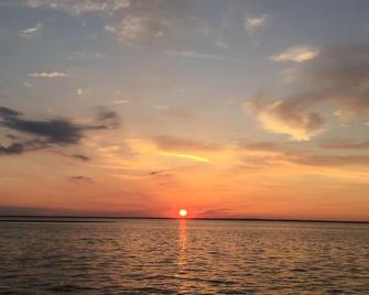 Brant Beach - One House Off Ocean - Beach Haven - Venkovní prostory