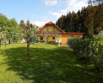 Sunny Holiday House B&B - Ljubno ob Savinji - Building