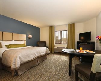 Candlewood Suites East Lansing by IHG - Лансінг - Спальня