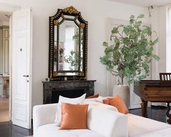 Amaryllis Hotel Veurne - Veurne
