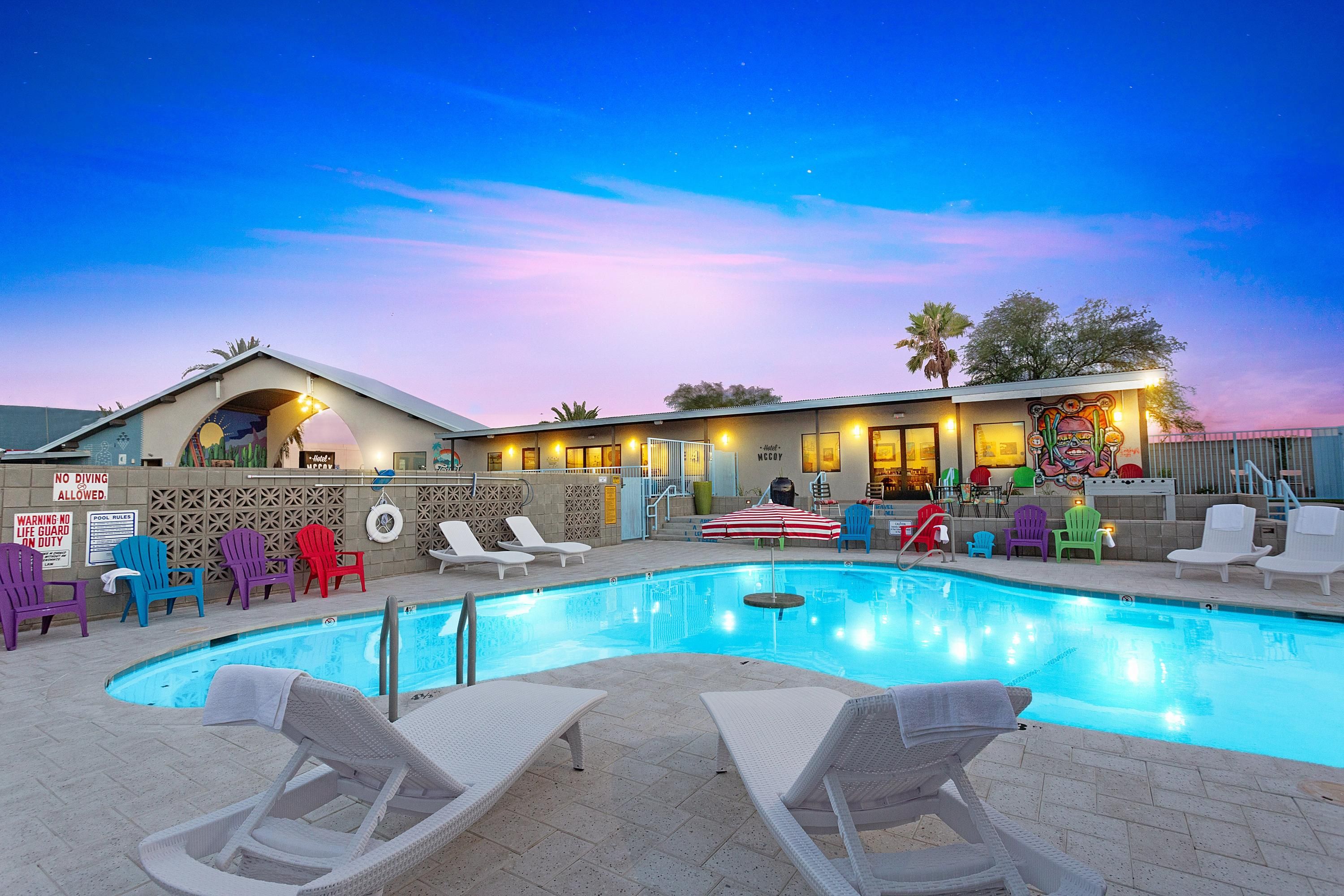 Hotel McCoy - Art, Coffee, Beer, Wine - Tucson - Pool