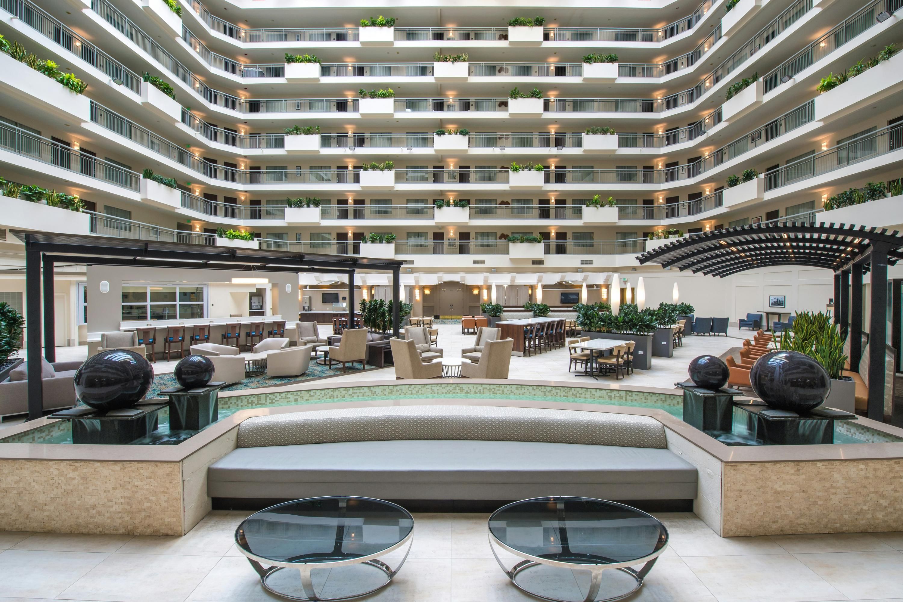 Embassy Suites by Hilton Seattle Tacoma International Airport - Tukwila - Будівля
