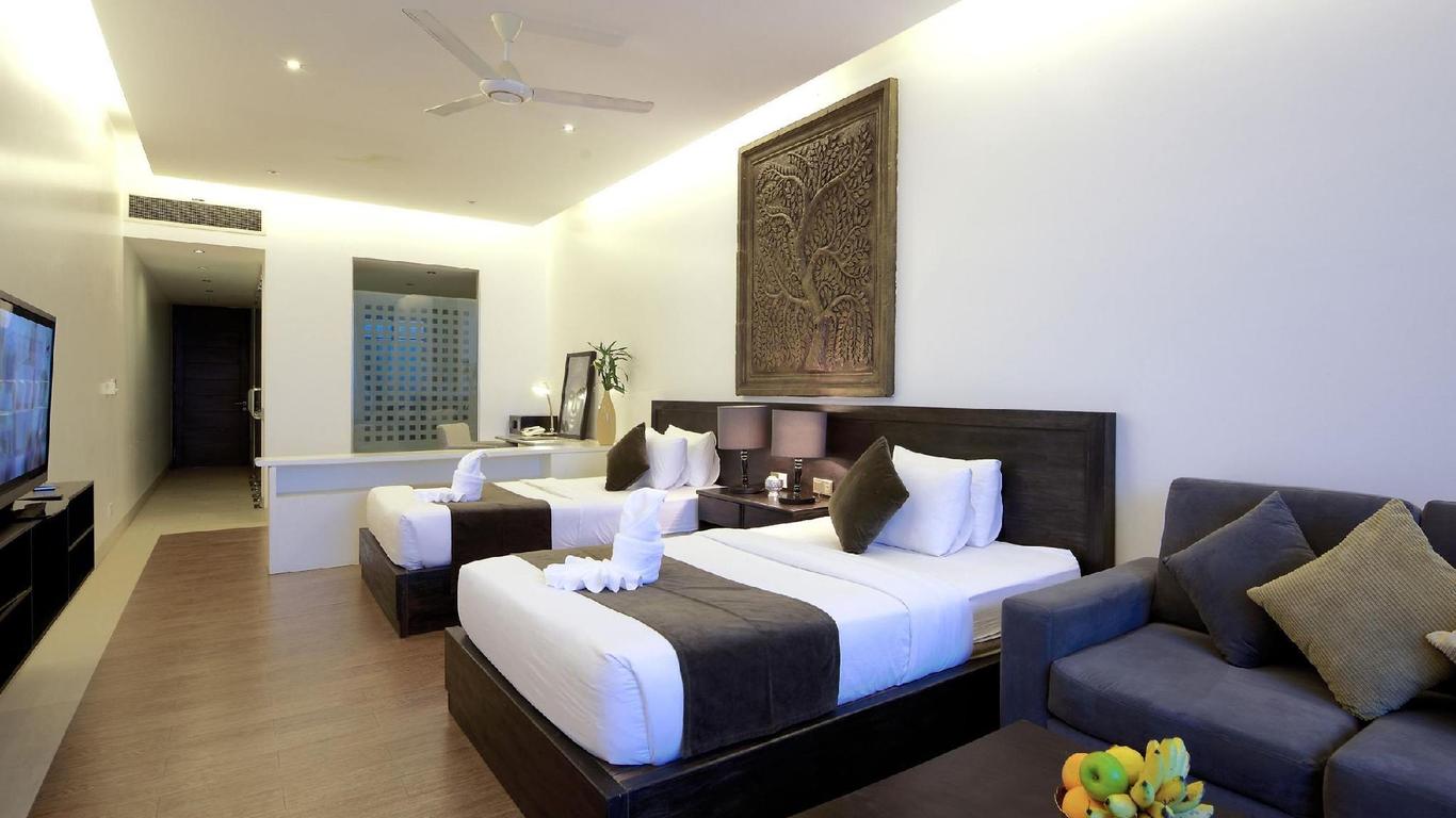 Crystal Blue Boutique Hotel