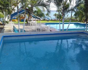 Hotel Ameyali Tequesquitengo - Tequesquitengo - Piscina