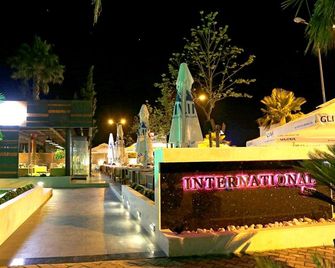 Hotel Vlora International - Vlora - Clădire