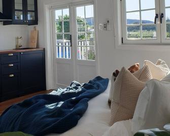 Dangerfield Oaks Boutique Cottage's - Mudgee - Living room