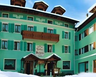 Hotel Bertoldi - Lavarone - Building