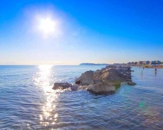Hotel Holiday Sunshine Summer - Misano Adriatico