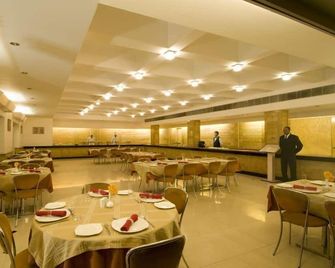 Grand Hotel Agra - אגרה - מסעדה