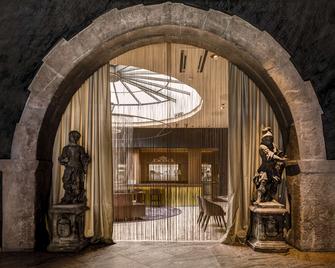 فندق ريبستوك التابع لسلسلة فنادق بست ويسترن بريمير - ورزبورغ - ردهة