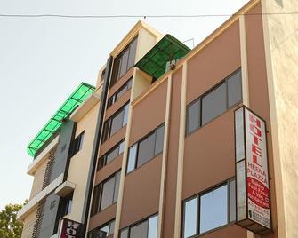 Hotel Heena Plaza - Ābu Road - Edificio