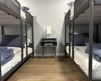 Updated Home Near Indiana Dunes And National Park - Gary - Bedroom