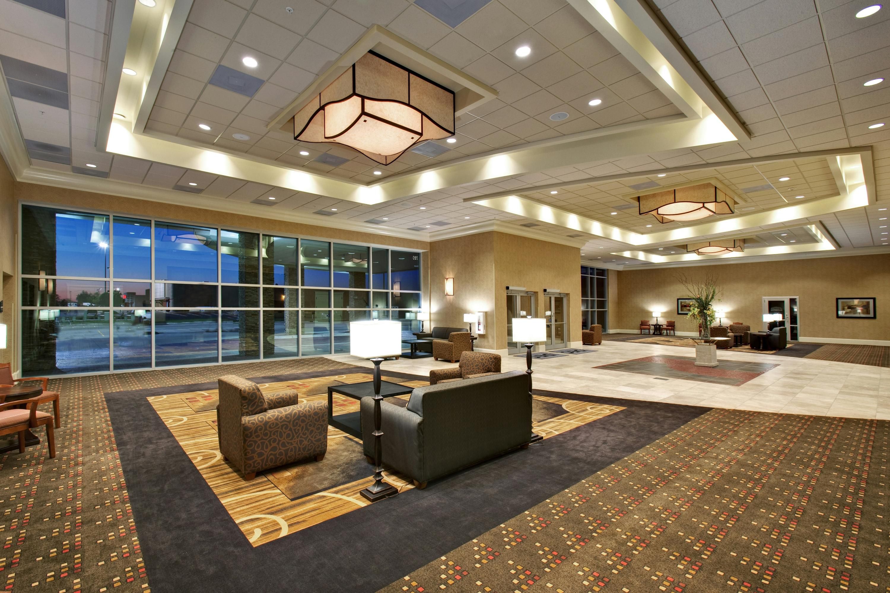 Hampton Inn & Suites Aberdeen - Aberdeen - Salónek