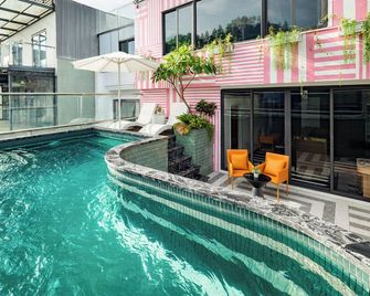Minasi Grand Hotel - Hanoi - Piscina