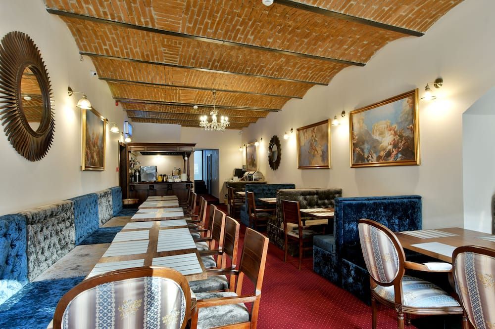 Safrano Palace - בראסוב - מסעדה