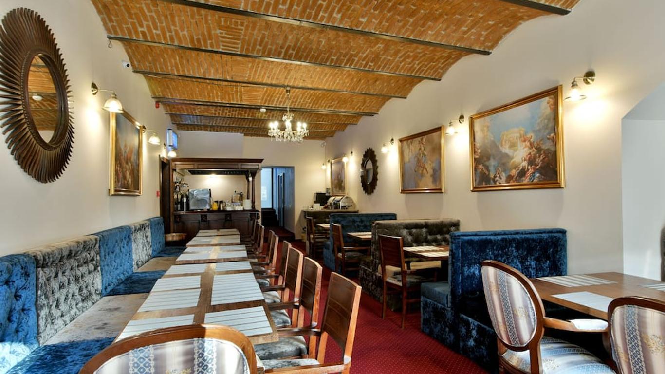 Safrano Palace