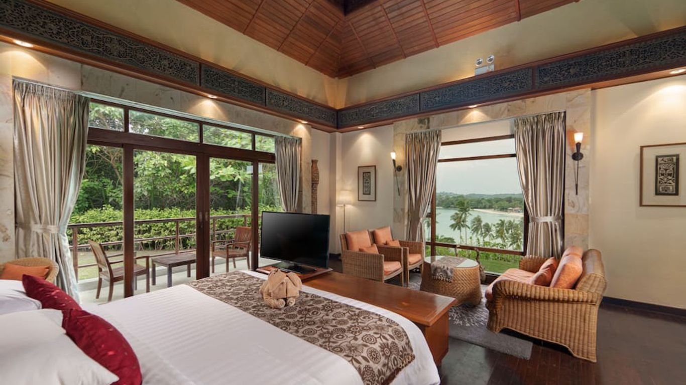 Indra Maya Pool Villas