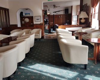 St George Hotel Great Yarmouth - เกรท ยาร์เมาธ์ - เลานจ์