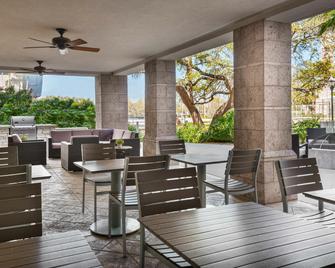 Homewood Suites by Hilton Tampa Airport-Westshore - טמפה - מסעדה