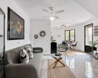 Appartment Patricia - Orba - Living room