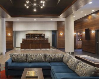 Four Points by Sheraton Richmond - Richmond - Lounge