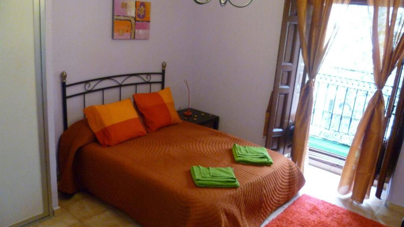 Village Chueca Apartments