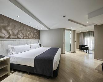 Catalonia Sagrada Familia - Barcelona - Bedroom