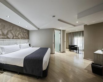 Catalonia Sagrada Familia - Barcelona - Bedroom