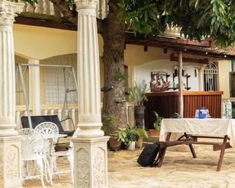 Casa M&Y - Guardalavaca - Patio