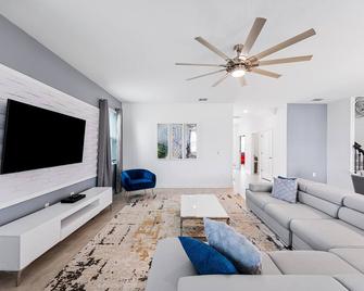 Champions Gate Oasis | Games Room | Kids Bedrooms | Near Attractions - Davenport - Sala de estar