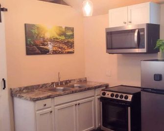 'Cozy Cottage an hour from Savannah, GA - Metter - Cuisine