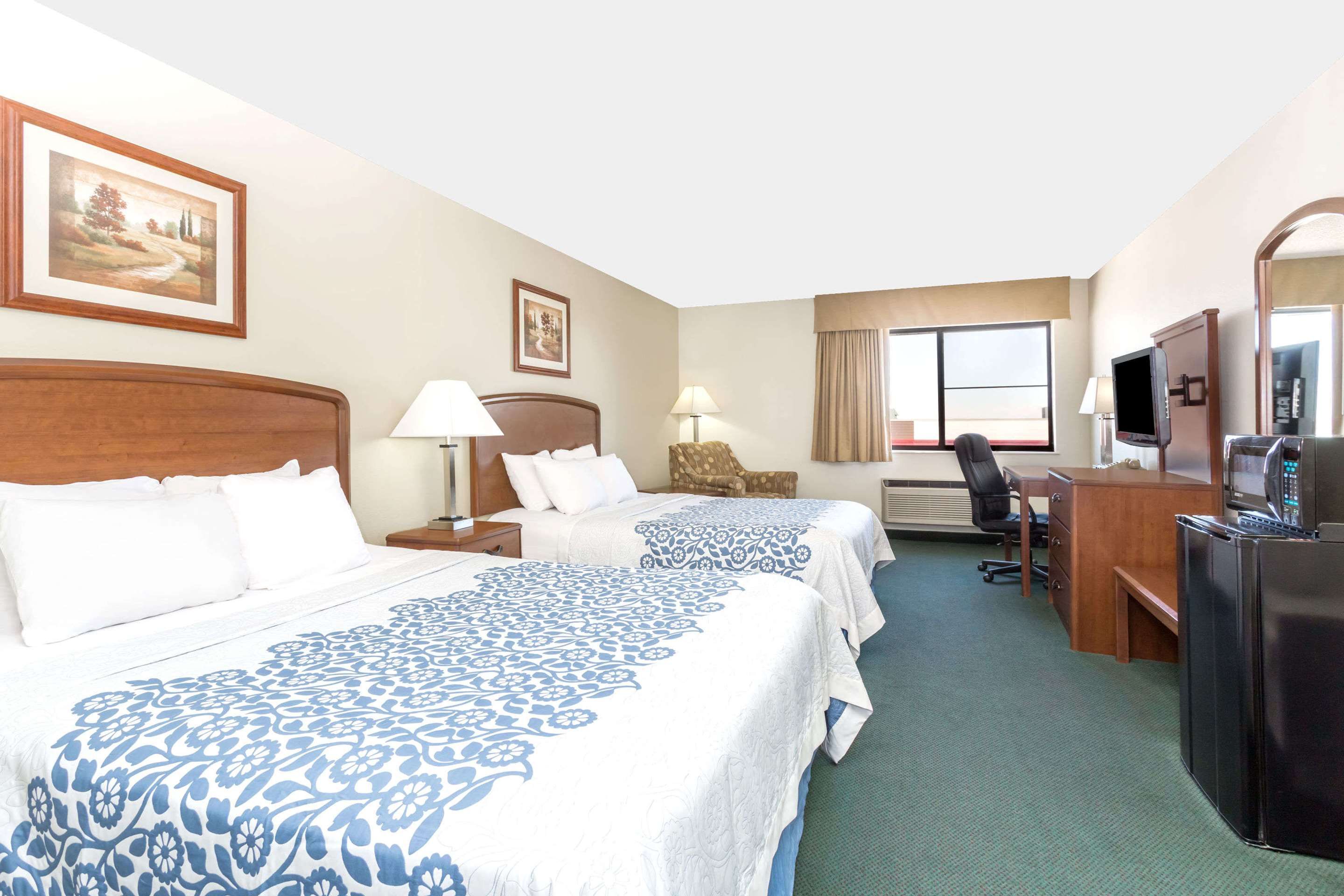 wyndham hotels in sidney nebraska