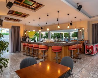 Angela - Kos - Bar