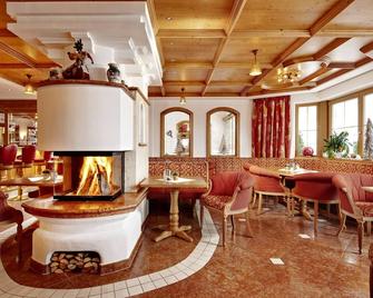 Hotel Jägerhof - גרלוס - מסעדה