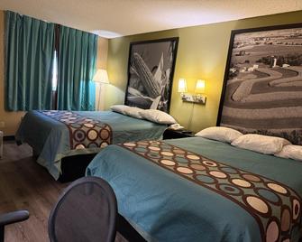 Super 8 by Wyndham Mendota - Mendota - Habitación