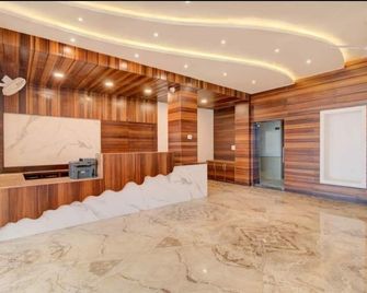 Hotel Krishna Raj - Bhatewar - Front desk